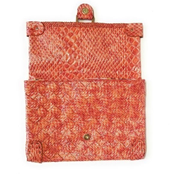 Jessica Simpson Vegan Croc Woven Envelope Clutch Purse Handbag in Red Orange - Picture 3 of 5